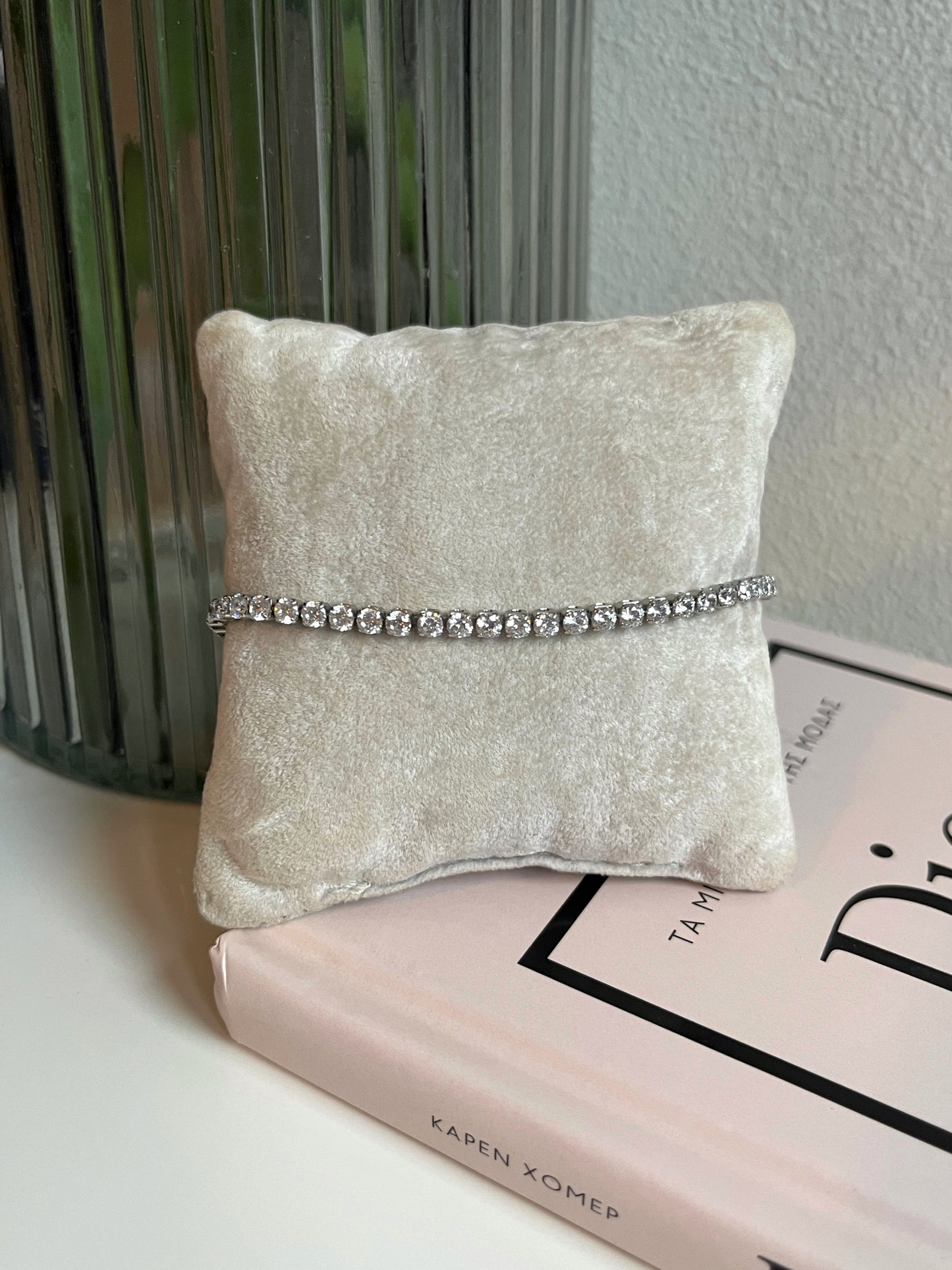 Tennis bracelet slim