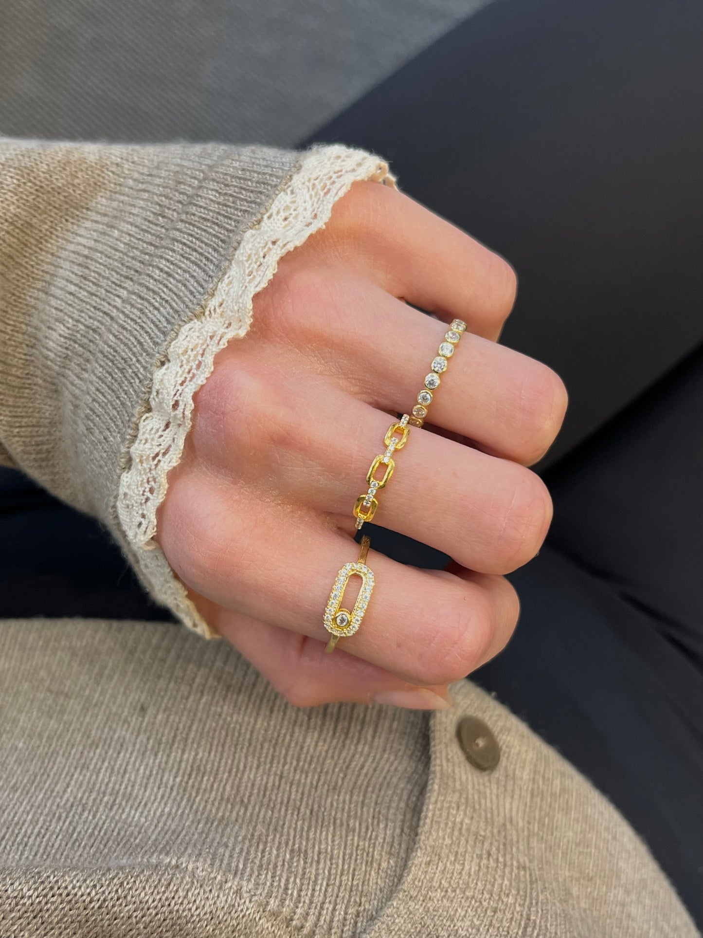 Emma ring