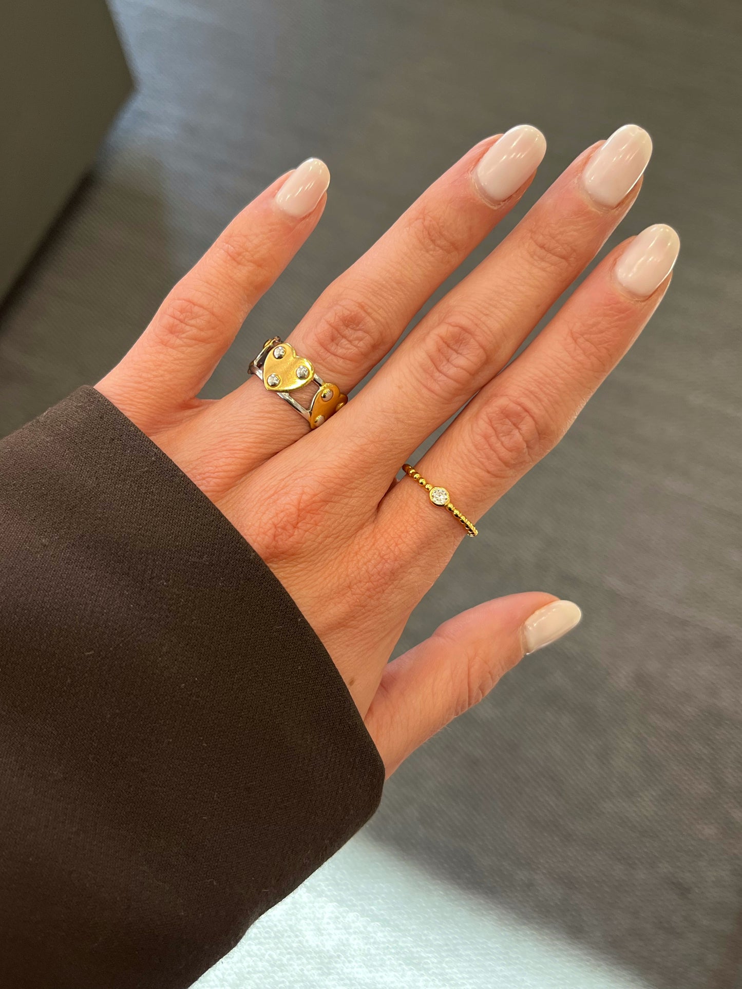 Eze ring