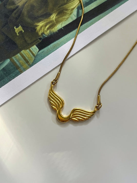 Angel necklace