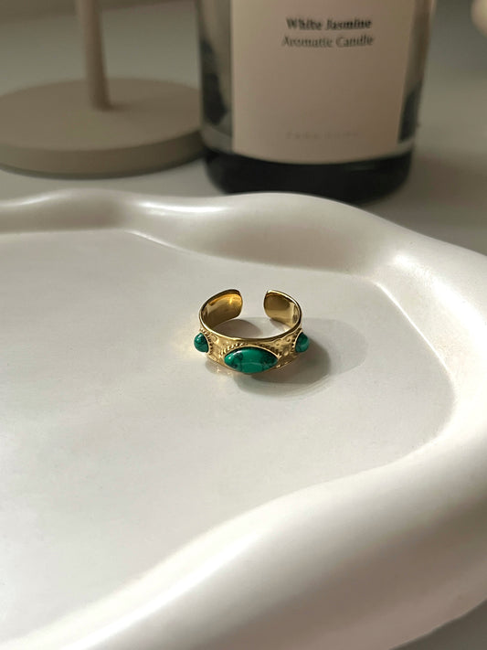 Azura ring