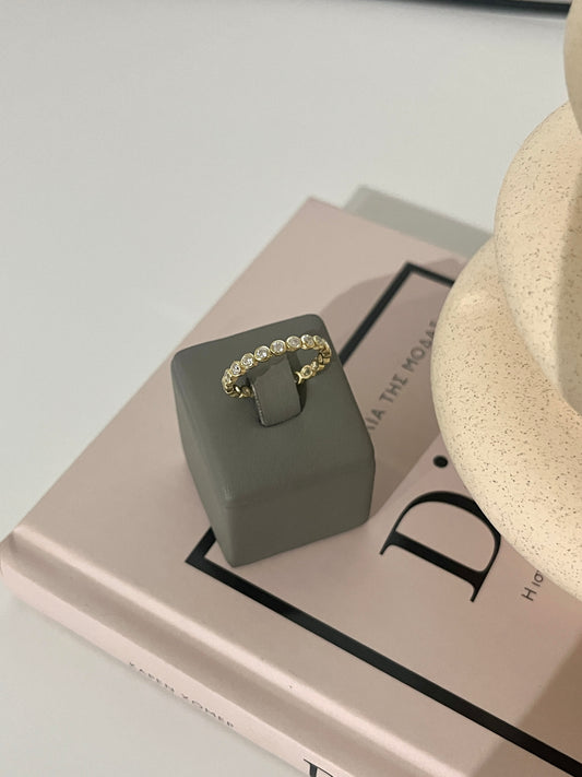 Emma ring