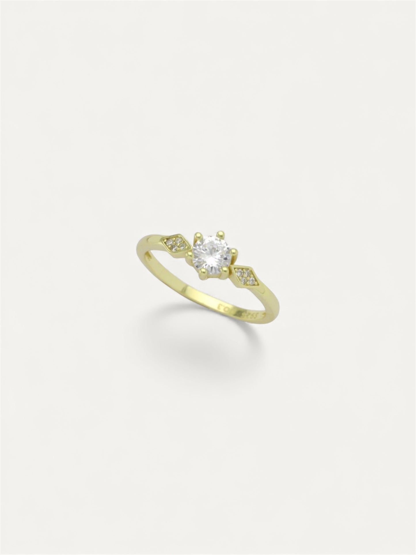 Gold plated silver 925 ring with central zircon stone