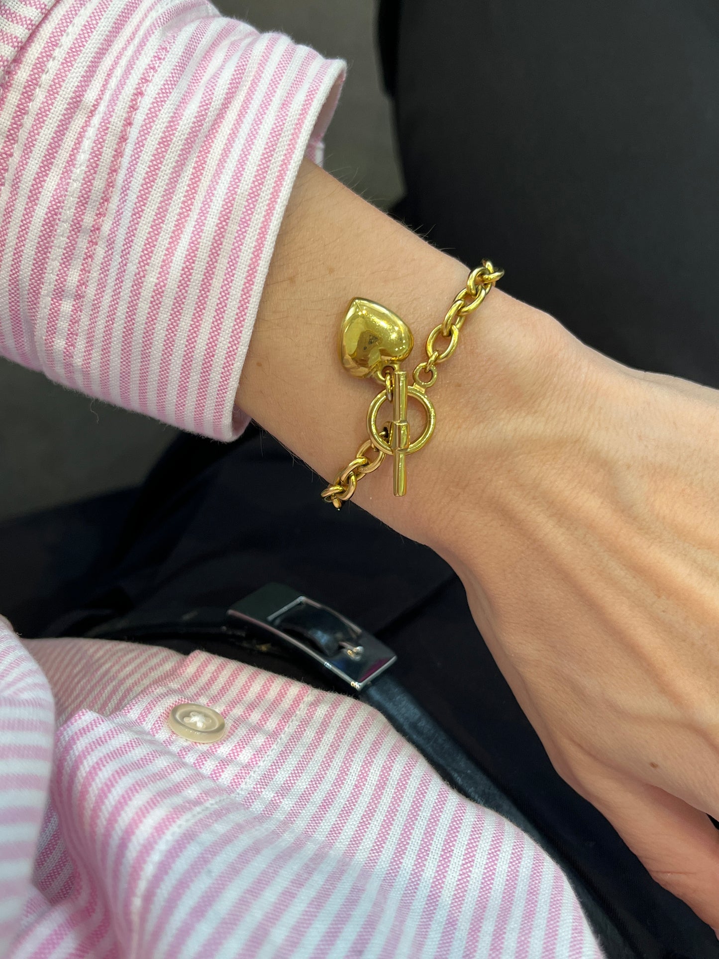 Heart toggle bracelet gold